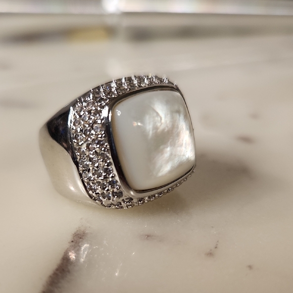 18KGP Sterling Silver | Mother Peal Ring Sz 7 - Picture 9 of 9